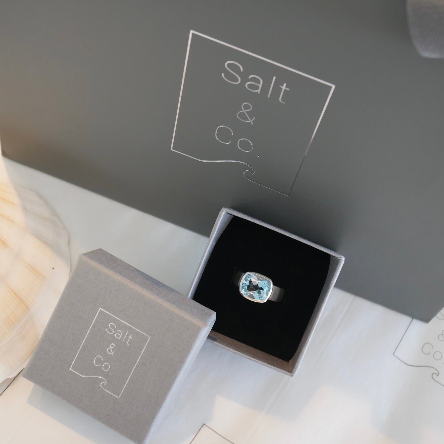 Topaz Cinderella Ring, O