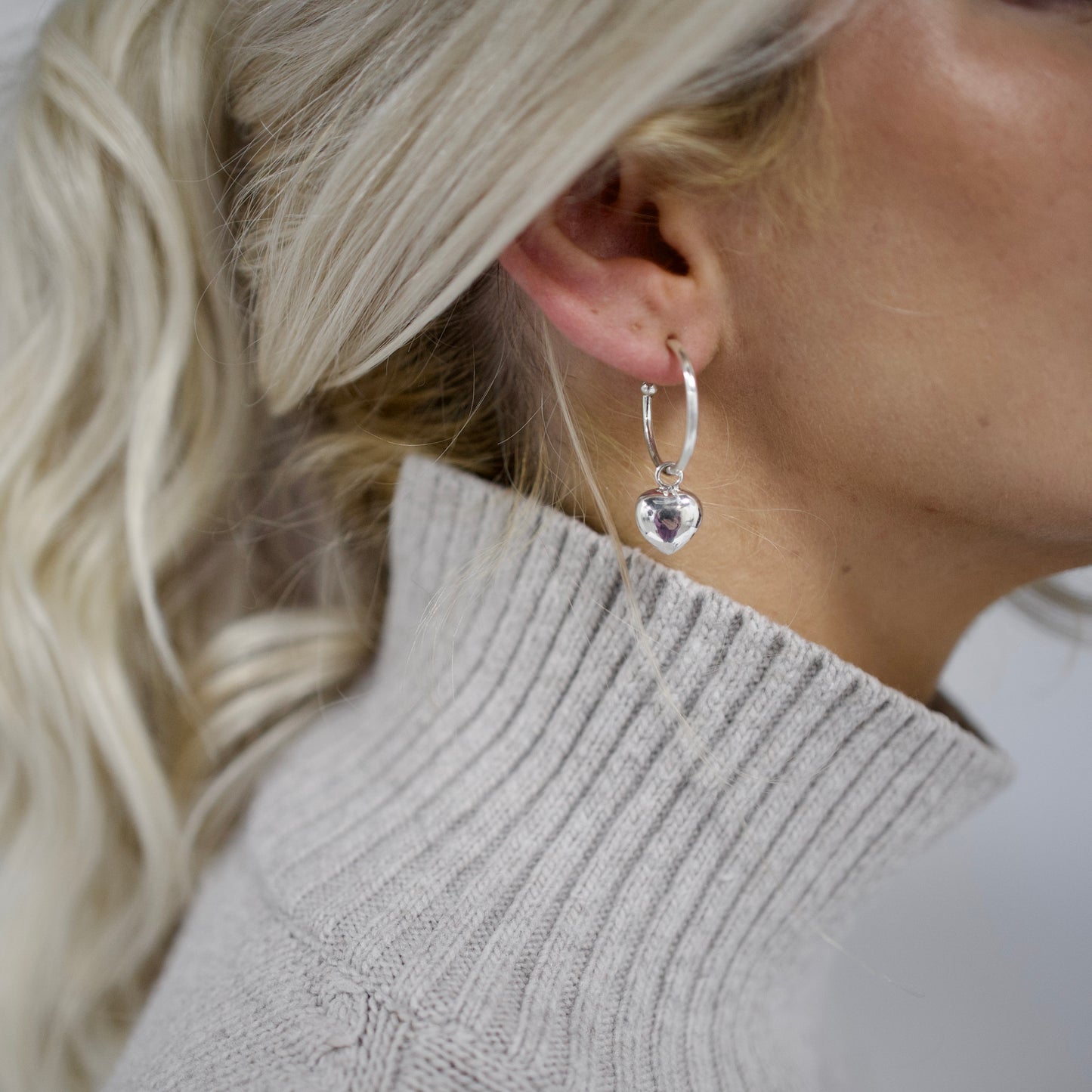 LOVE Hoops - saltandco