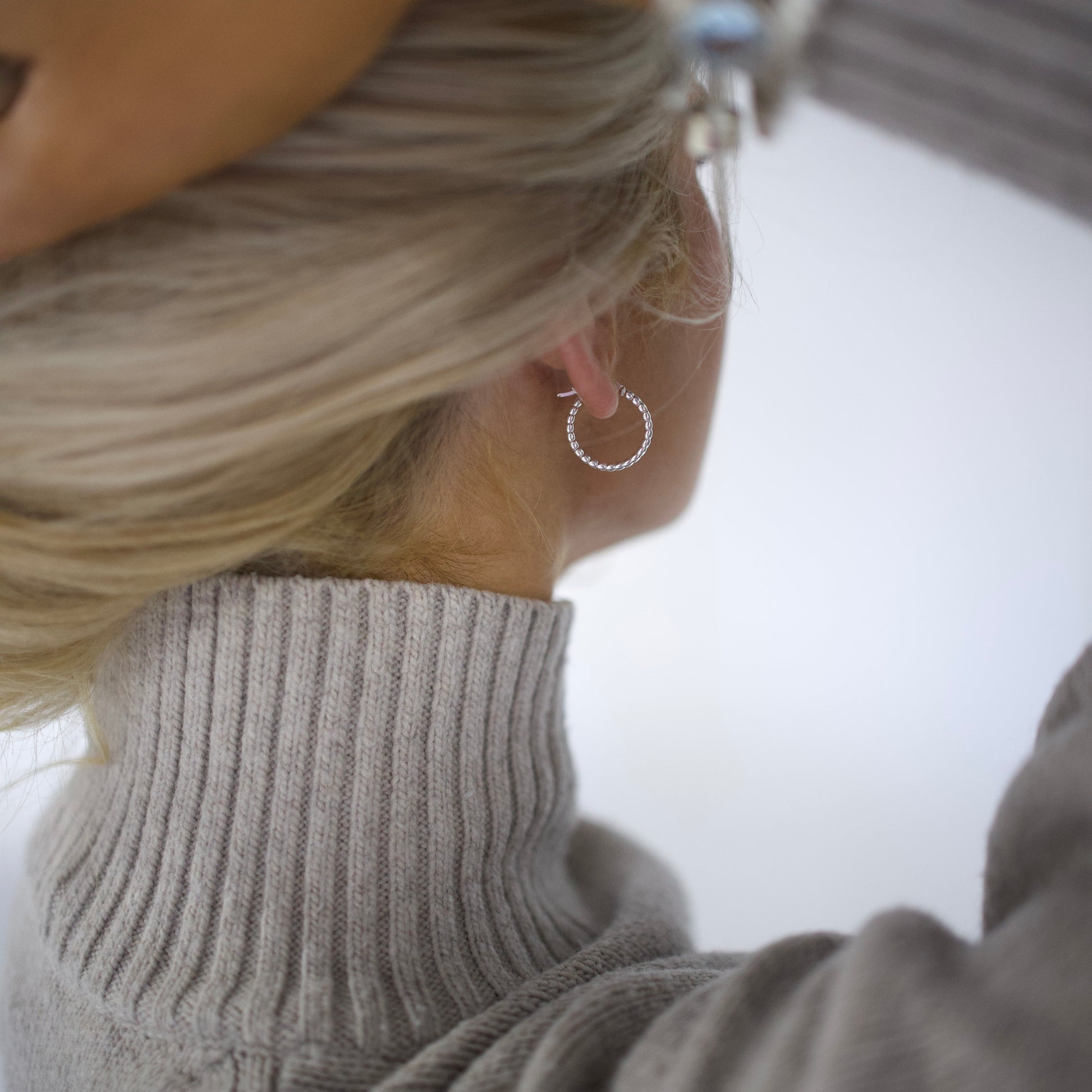 Spotted Hoops - saltandco
