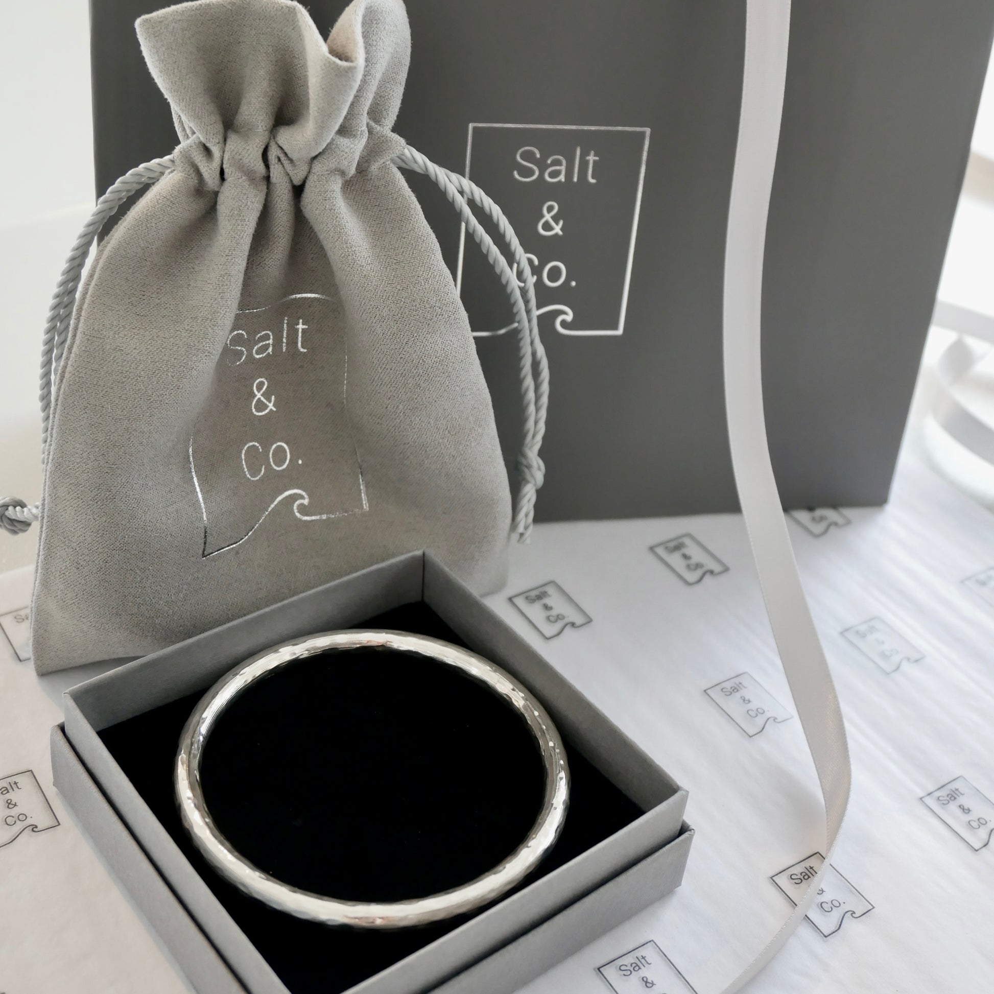 Chunky Hammered Bangle - saltandco