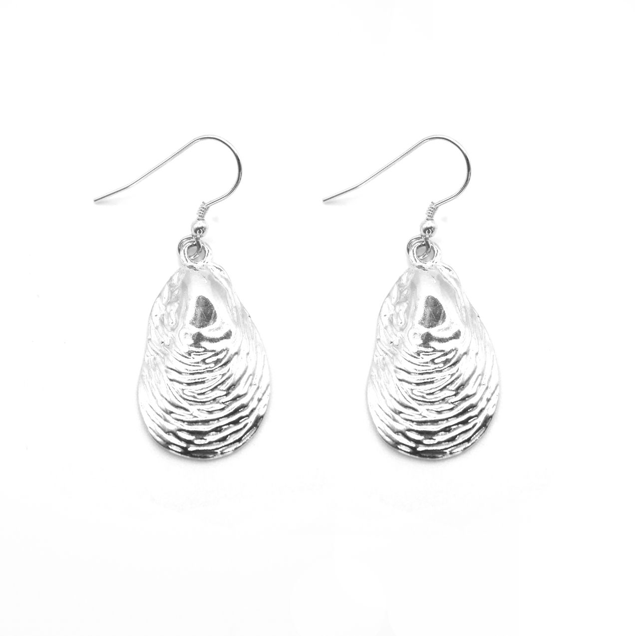 Mussel Dangly Earrings
