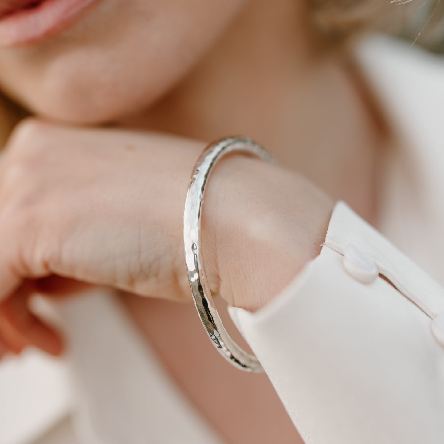 Chunky Hammered Bangle - saltandco