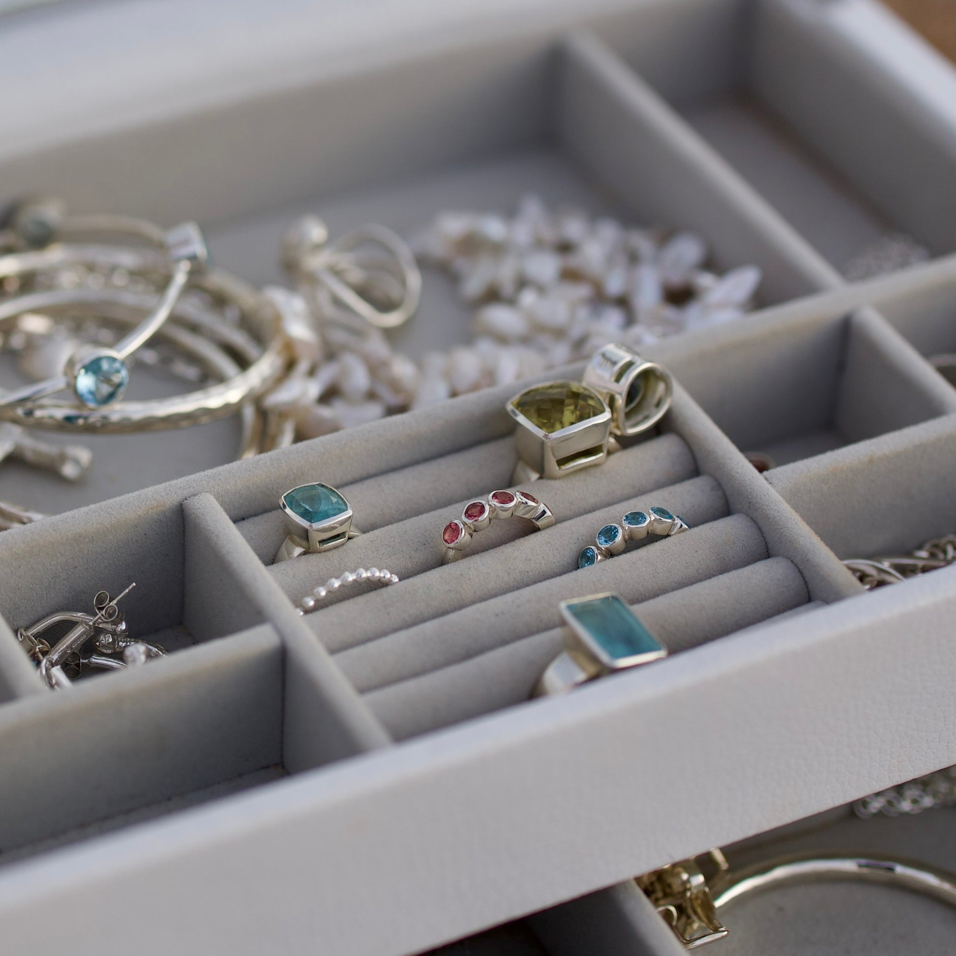 Linear Topaz Ring - saltandco