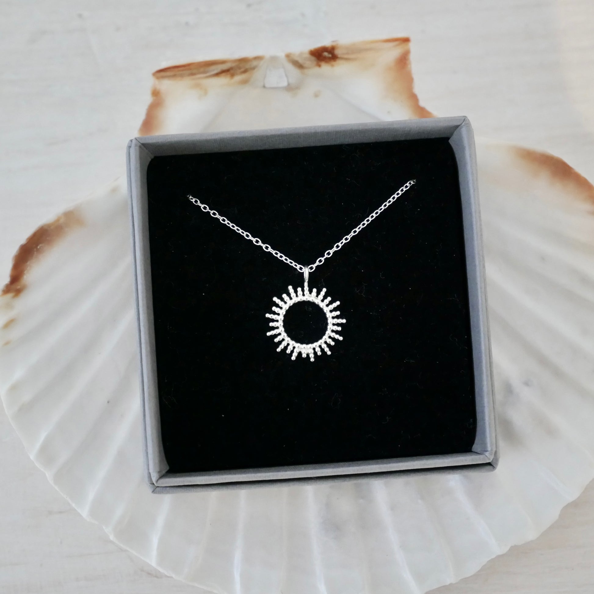 Capillary Necklace - saltandco
