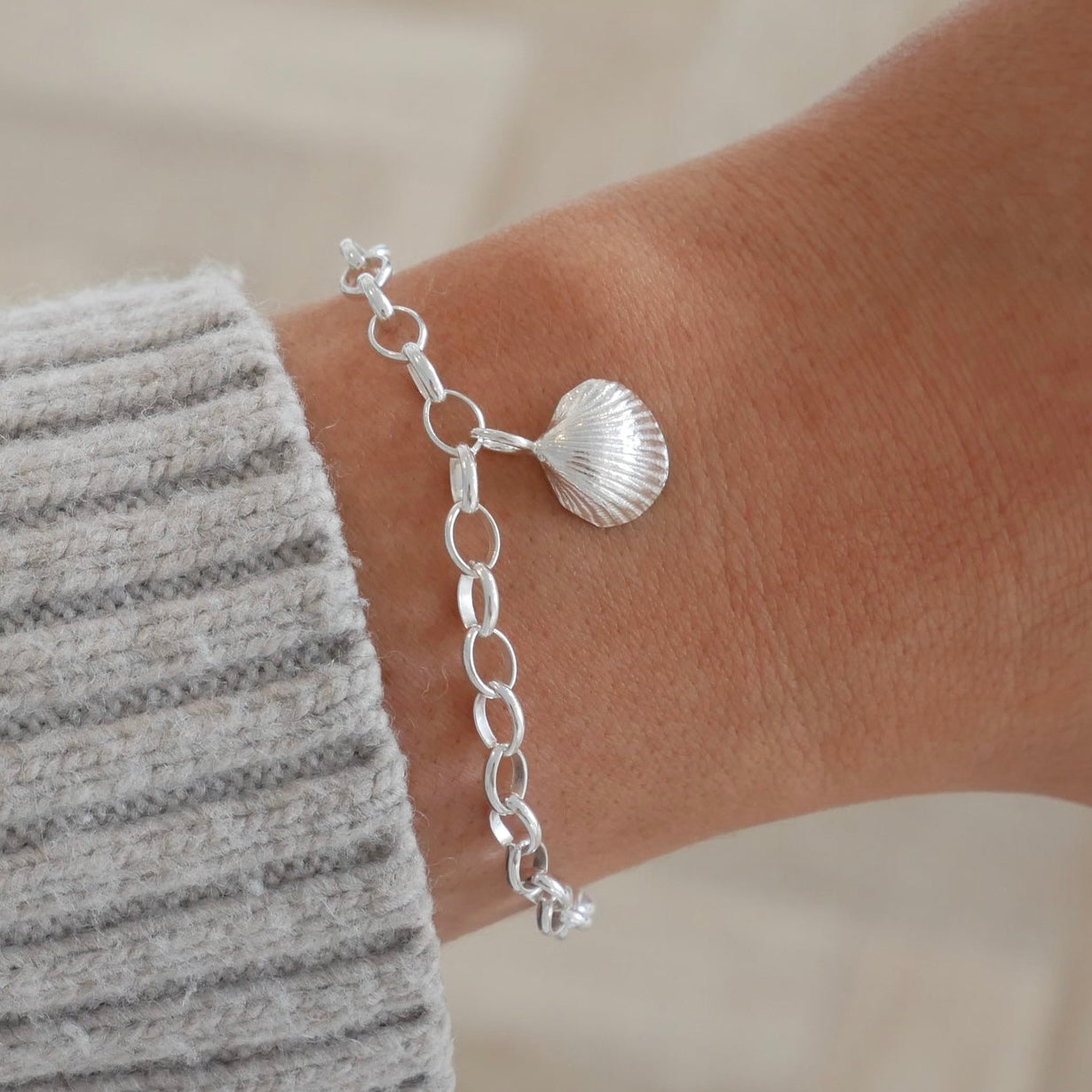 Alnmouth Mini Shell Bracelet - saltandco