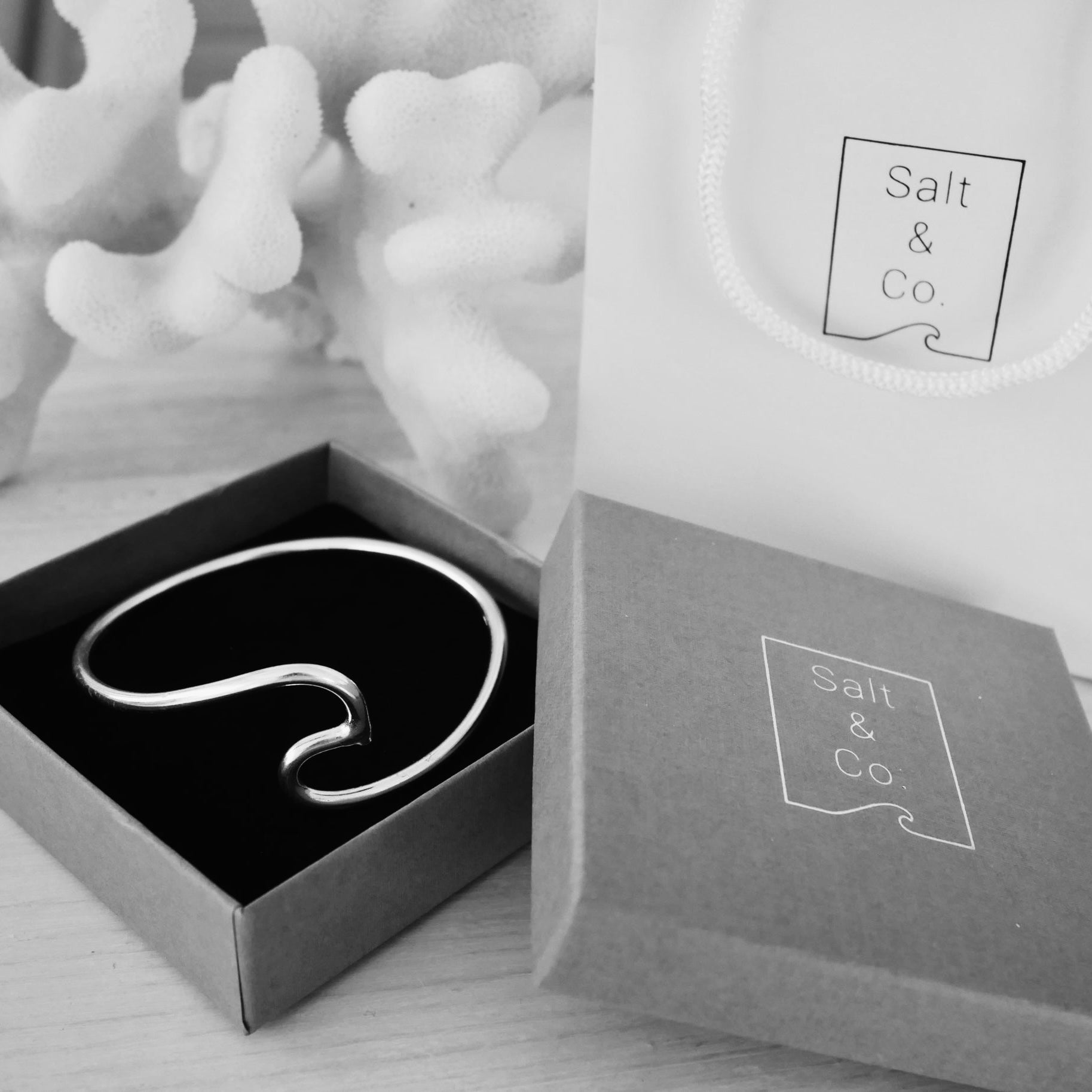 Wave Bangle - saltandco