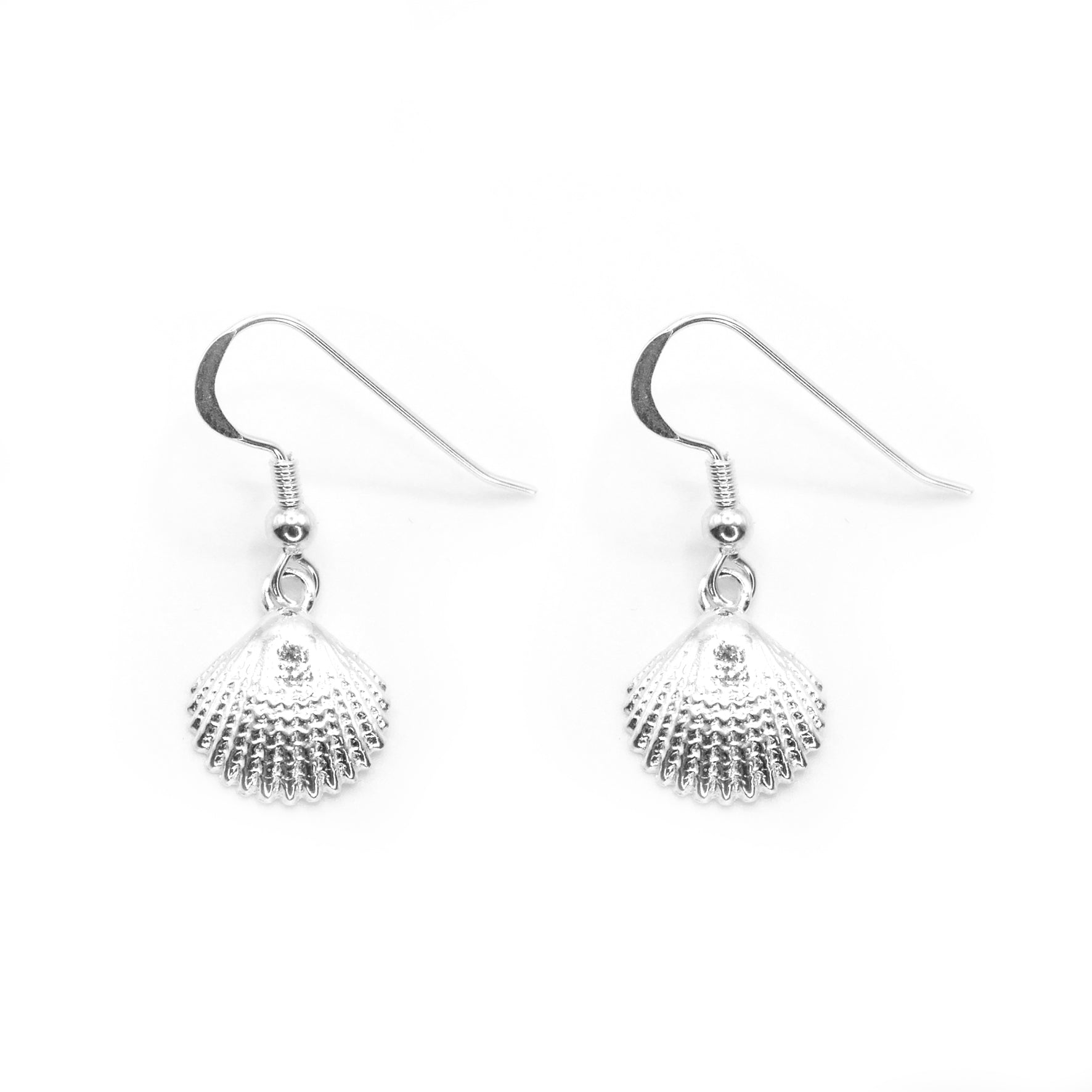 Scallop Shell Dangly Earrings - saltandco